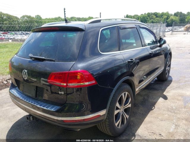 WVGRF7BP9HD001737 Volkswagen Touareg V6 Wolfsburg Edition