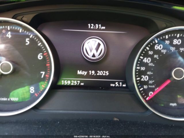 WVGRF7BP9HD001737 Volkswagen Touareg V6 Wolfsburg Edition