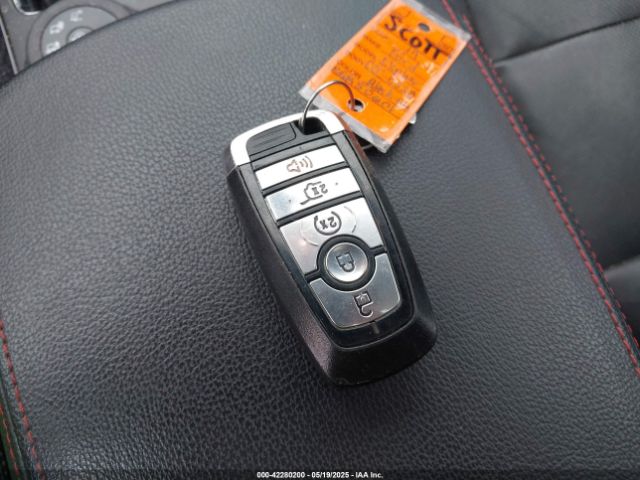 1FM5K8GT0KGB50601 Ford EXPLORER SPORT