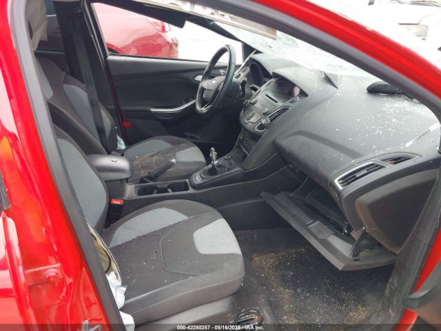 1FADP3L91HL328052 Ford FOCUS ST
