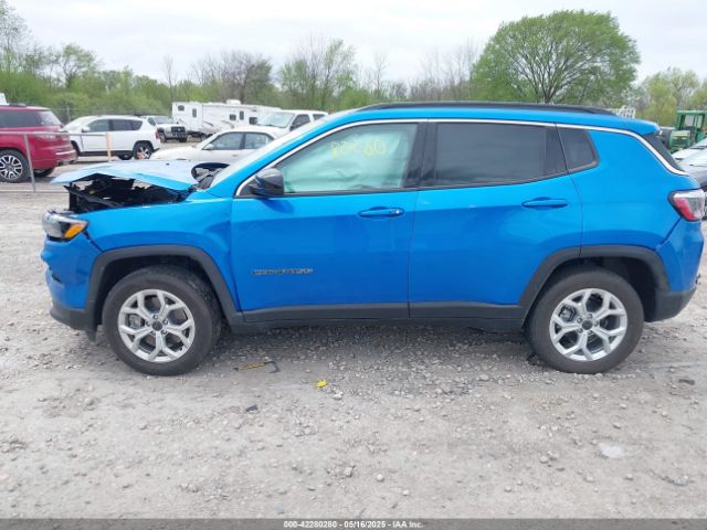 3C4NJDBNXST526547 Jeep Compass Latitude 4x4