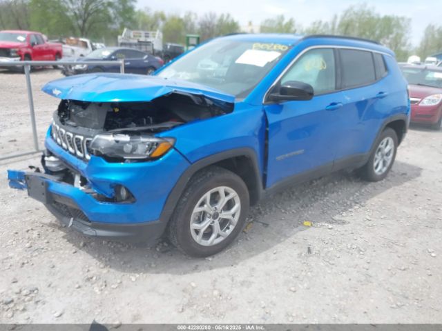 3C4NJDBNXST526547 Jeep Compass Latitude 4x4