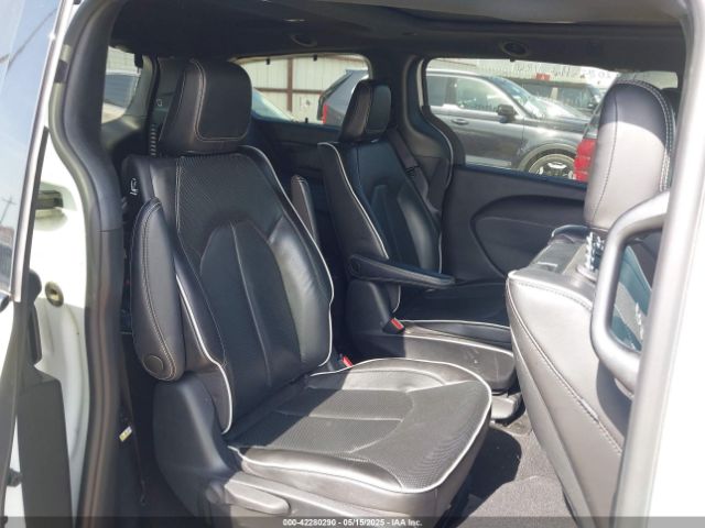 2022 CHRYSLER PACIFICA HYBRID 2C4RC1S74NR179980 Photo 7