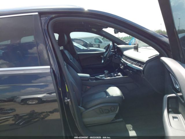 2017 AUDI Q7 WA1LAAF75HD047186 Photo 4