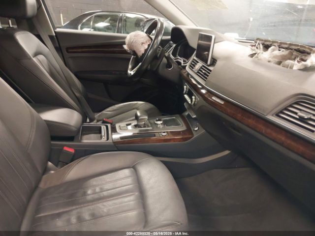 2018 AUDI Q5 WA1BNAFY3J2238745 Photo 4