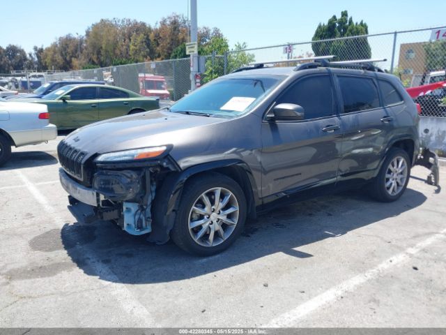 1C4PJLCXXJD588361 Jeep Cherokee Latitude Tech Connect Fwd