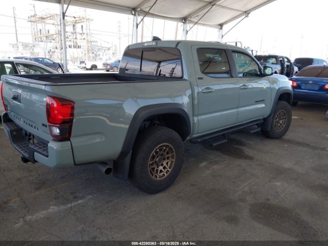 3TMCZ5ANXNM479025 Toyota Tacoma Sr5 V6