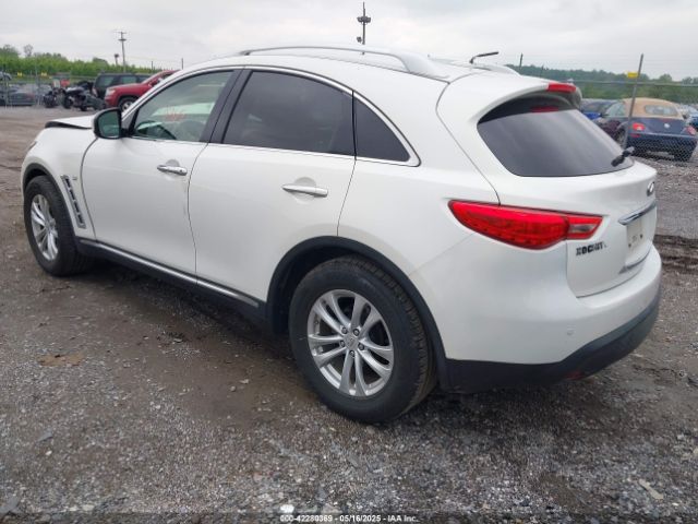 2016 INFINITI QX70 JN8CS1MW4GM400372 Photo 2