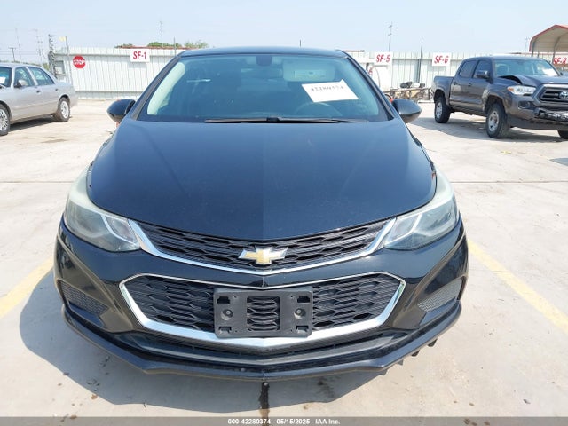1G1BE5SM1J7147484 Chevrolet Cruze Lt Auto