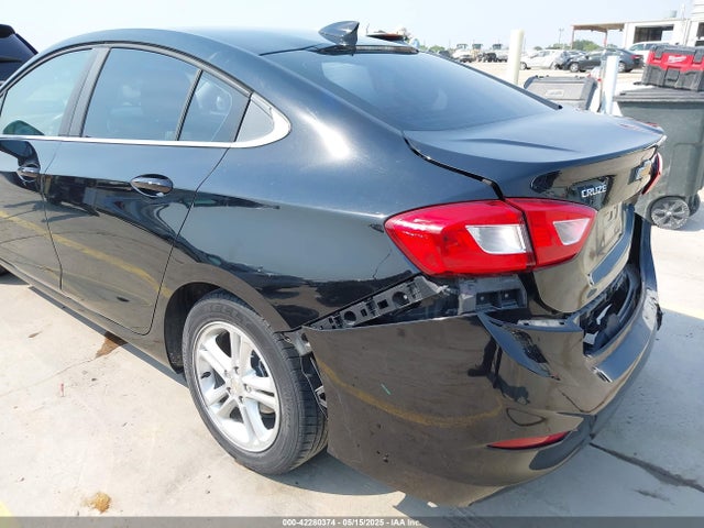 1G1BE5SM1J7147484 Chevrolet Cruze Lt Auto