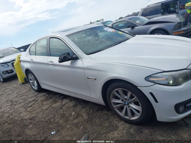 WBA5A7C5XFD626267 BMW 528i Xdrive