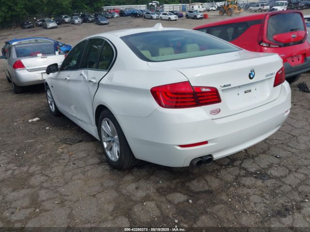 WBA5A7C5XFD626267 BMW 528i Xdrive