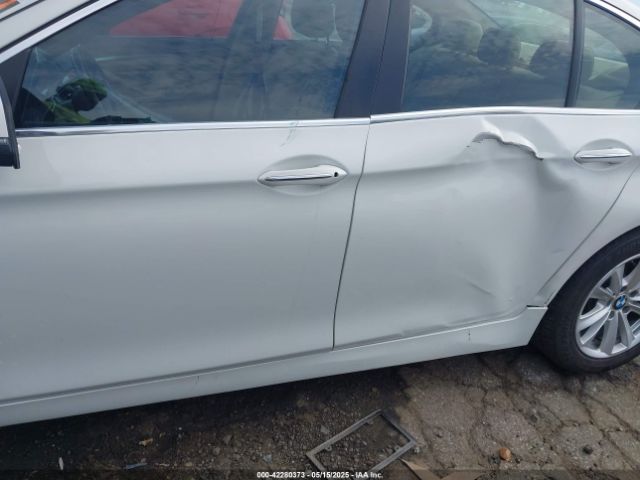 WBA5A7C5XFD626267 BMW 528i Xdrive