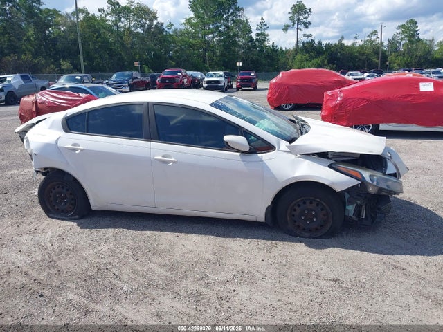 Aukcja sprzedaży 2017 Kia Forte Lx, vin: 3KPFL4A78HE076458, numer aukcji: 42280379