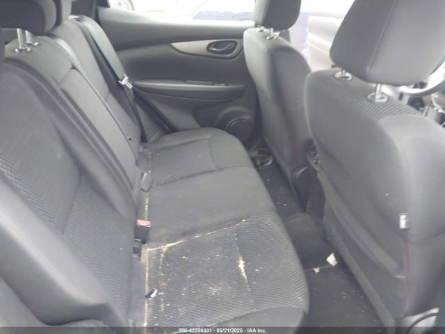 JN1BJ1CRXKW333511 Nissan Rogue Sport S