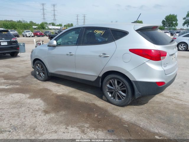 KM8JT3AF0FU010878 Hyundai TUCSON GLS