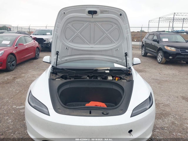 2024 TESLA MODEL 3 5YJ3E1EA2RF731579 Photo 9