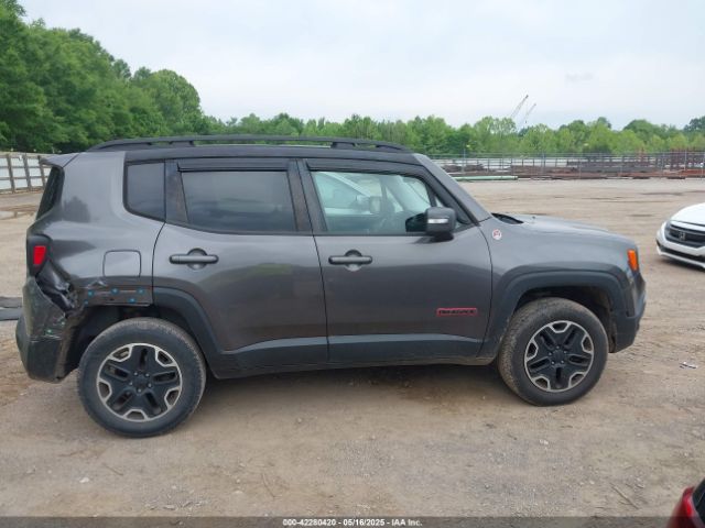 ZACCJBCB0HPF64059 Jeep Renegade Trailhawk 4x4