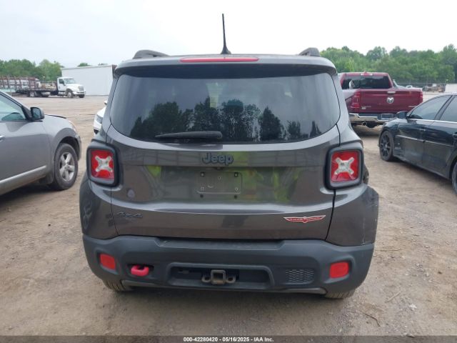 ZACCJBCB0HPF64059 Jeep Renegade Trailhawk 4x4