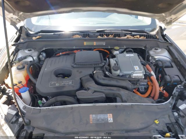 3FA6P0PU9JR187261 Ford Fusion Energi Se Luxury