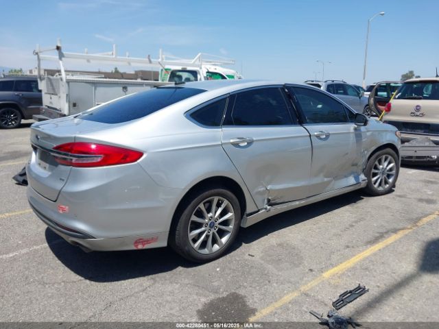 3FA6P0PU9JR187261 Ford Fusion Energi Se Luxury