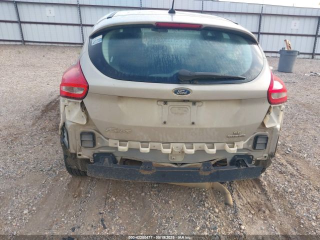 1FADP3K2XGL216532 Ford FOCUS SE
