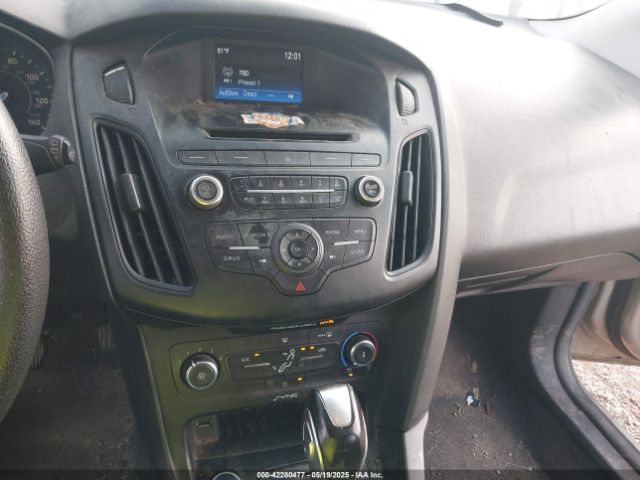 1FADP3K2XGL216532 Ford FOCUS SE