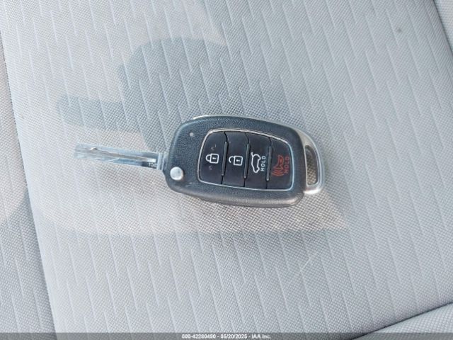 2019 HYUNDAI TUCSON KM8J2CA48KU918975 Photo 10