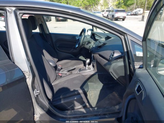 3FADP4BJ3GM113805 Ford FIESTA SE