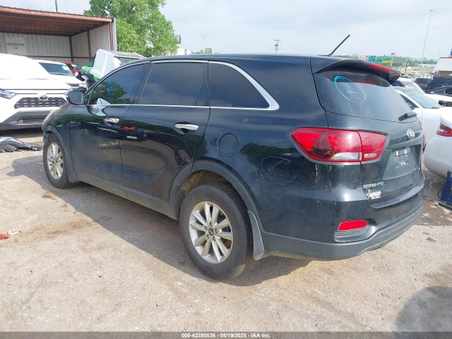 Продажа на аукционе авто 2019 Kia Sorento 2.4l L, vin: 5XYPG4A31KG579362, номер лота: 42280536