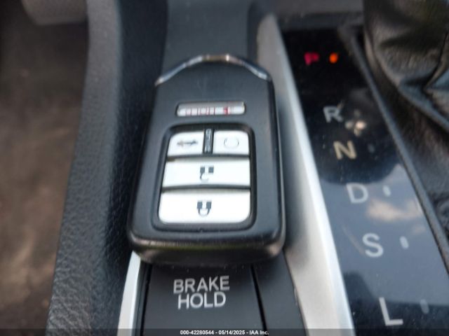 2HGFC4B01HH309037 Honda Civic Lx-p