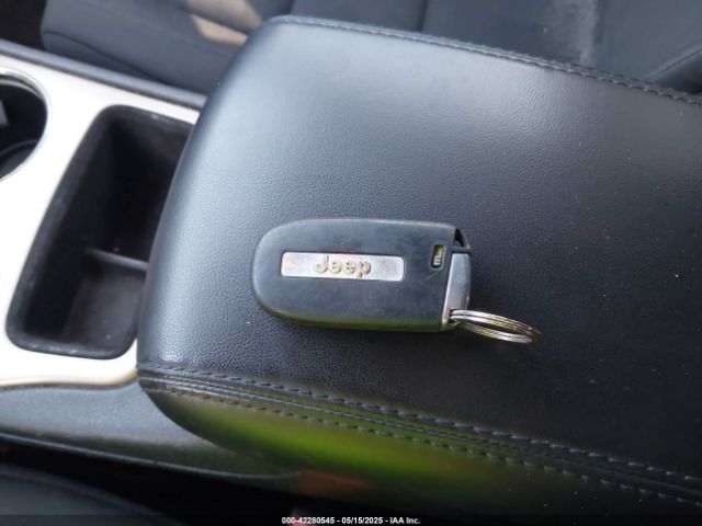1C4RJFAG4EC526284 Jeep Grand Cherokee Laredo