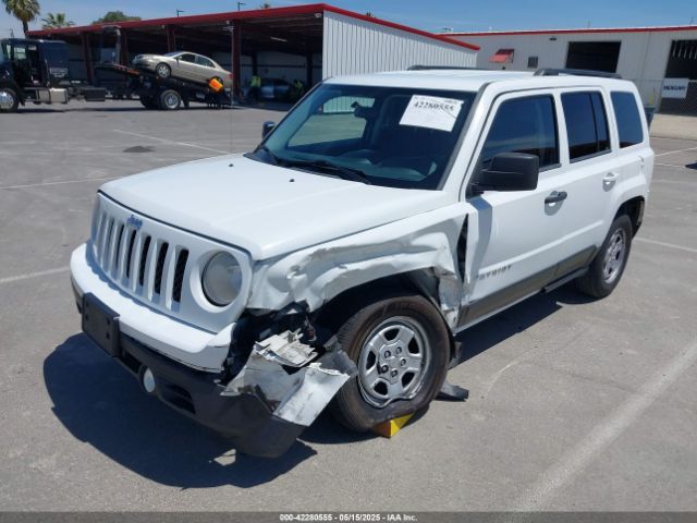1C4NJPBA2ED843067 Jeep Patriot Sport