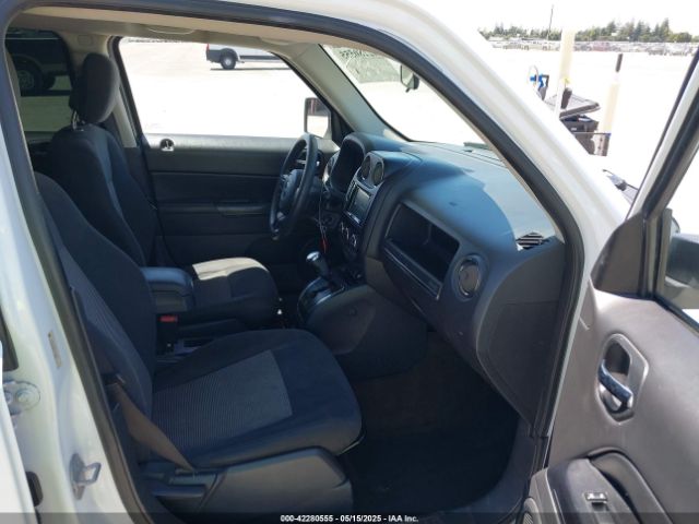 1C4NJPBA2ED843067 Jeep Patriot Sport