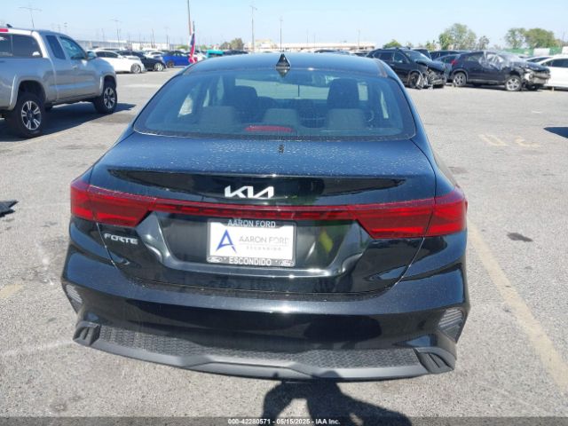 3KPF24AD3PE558441 KIA Forte Lxs