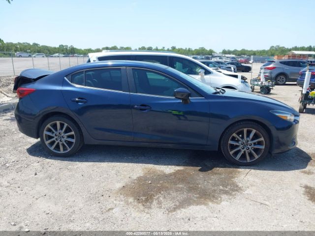 3MZBN1W38JM188702 Mazda Mazda3 Grand Touring