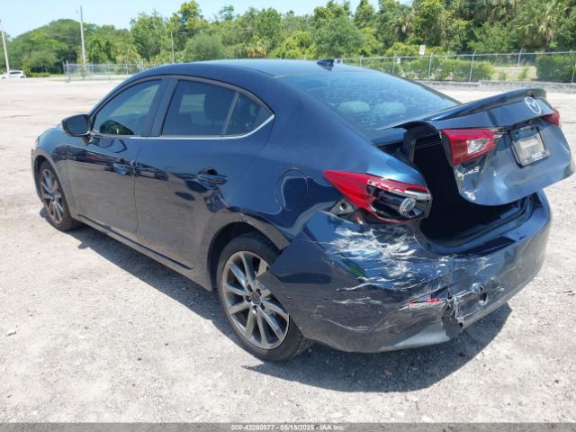 3MZBN1W38JM188702 Mazda Mazda3 Grand Touring