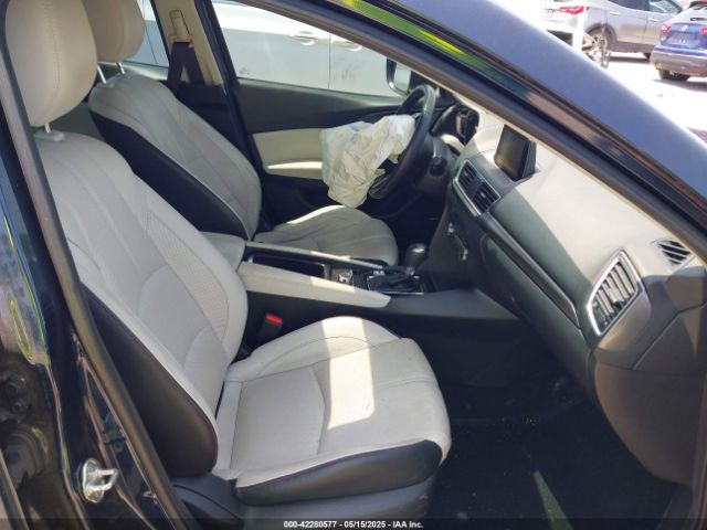 3MZBN1W38JM188702 Mazda Mazda3 Grand Touring