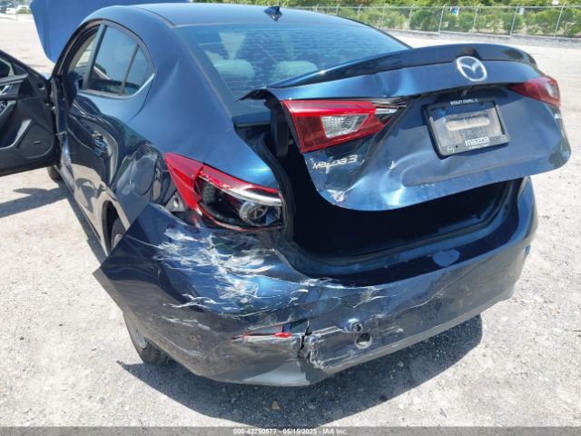 3MZBN1W38JM188702 Mazda Mazda3 Grand Touring