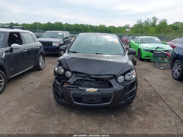 1G1JA5SH6E4223010 Chevrolet Sonic Ls Auto