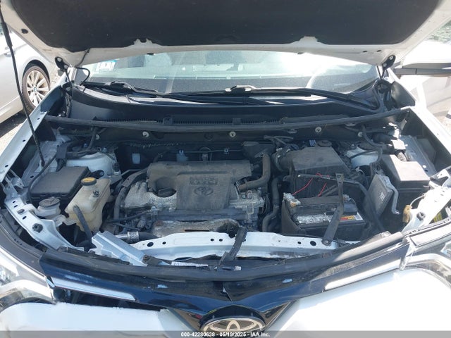 Toyota 2ar-fe 2017 2T3DFREV0HW556373 Image 10