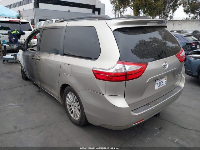 Toyota 2gr-fks 2015 5TDYK3DC5FS545345 Image 3