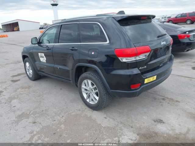 1C4RJFAG6JC335606 Jeep Grand Cherokee Laredo E 4x4