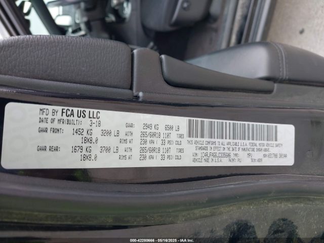 1C4RJFAG6JC335606 Jeep Grand Cherokee Laredo E 4x4