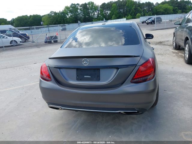 55SWF8EB6KU298297 Mercedes-Benz C 300 4matic