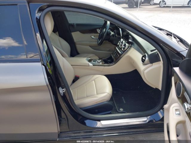 55SWF8EB6KU298297 Mercedes-Benz C 300 4matic