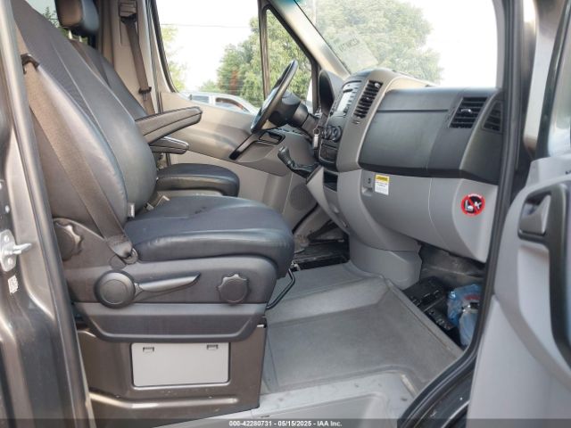 8BRPE7CD2JE156342 Mercedes-Benz Sprinter 2500 Standard Roof V6