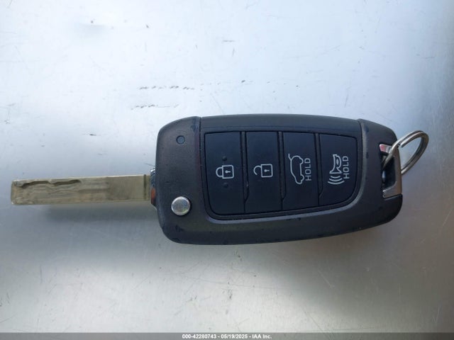 KM8K12AA1MU657909 Hyundai mpi nu