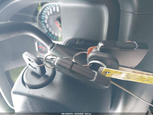 1GCRCREC6HZ181795 Chevrolet Silverado 1500 1lt
