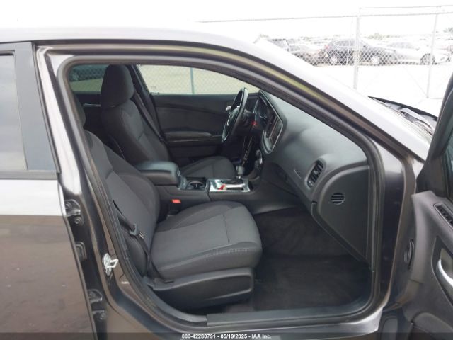 2C3CDXBG0GH297656 Dodge Charger Se